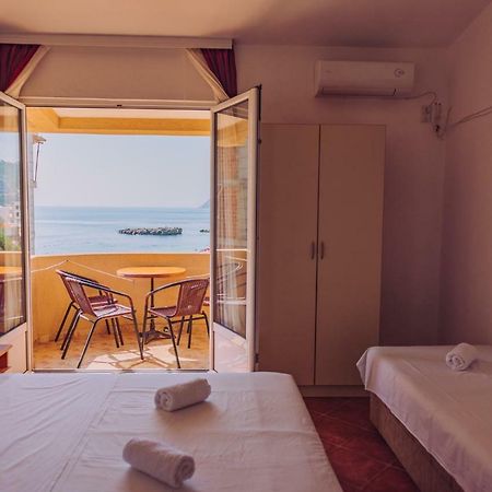Apartmani Lasta Добра-Вода Экстерьер фото