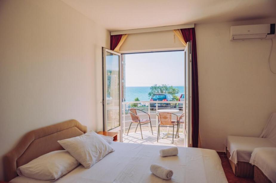 Apartmani Lasta Добра-Вода Экстерьер фото
