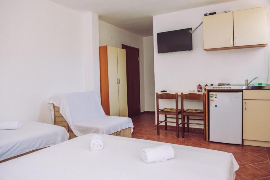Apartmani Lasta Добра-Вода Экстерьер фото