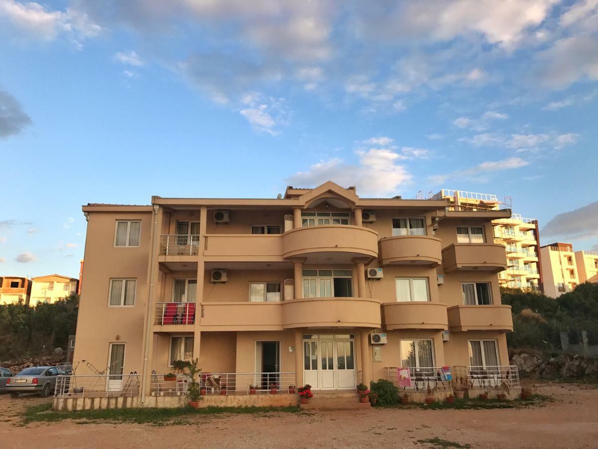 Apartmani Lasta Добра-Вода Экстерьер фото